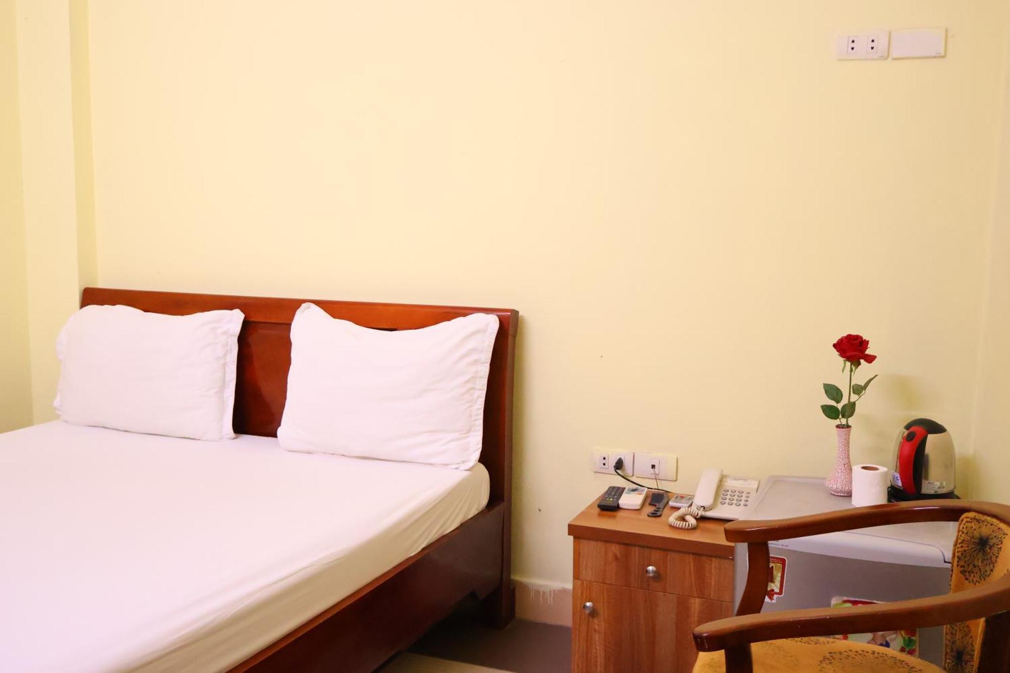 Van Xuan Hotel Hanoi Buitenkant foto
